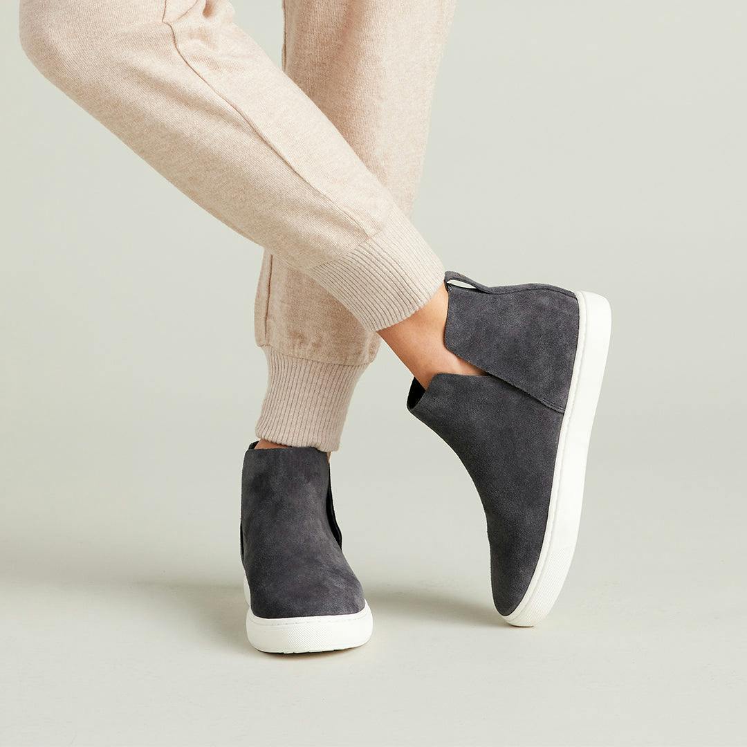 Women's bootie - Falcon in charcoal water resistant suede - view 5
